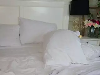 Emilly Bronte's Live Sex Cam Show