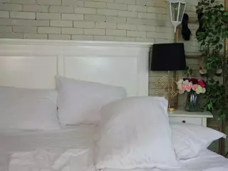 Emilly Bronte's Live Sex Cam Show