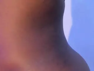 bellaebony21's Live Sex Cam Show