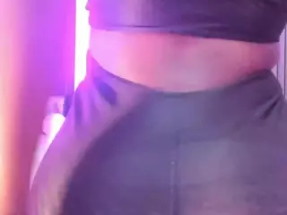 bellaebony21's Live Sex Cam Show