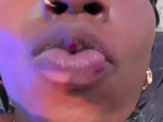 bellaebony21's Live Sex Cam Show