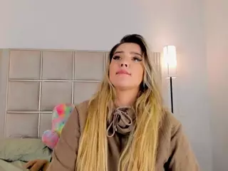 Britney Amberr's Live Sex Cam Show