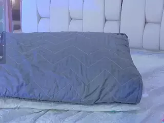 kendall's Live Sex Cam Show