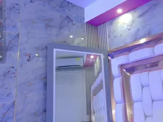kendall's Live Sex Cam Show