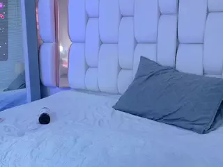 kendall's Live Sex Cam Show