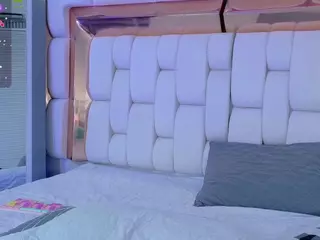 kendall's Live Sex Cam Show