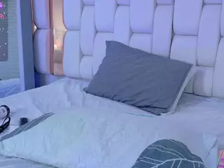 kendall's Live Sex Cam Show