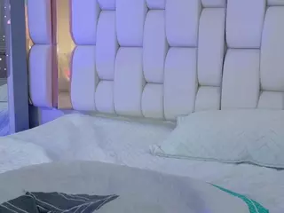 kendall's Live Sex Cam Show