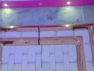 kendall's Live Sex Cam Show