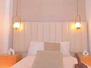 Lia Prada's Live Sex Cam Show