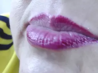 erika-lois's Live Sex Cam Show