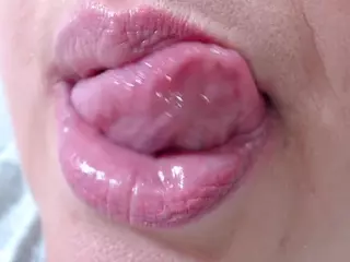 erika-lois's Live Sex Cam Show