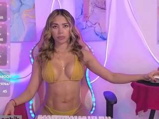 Live cam show with manesummers