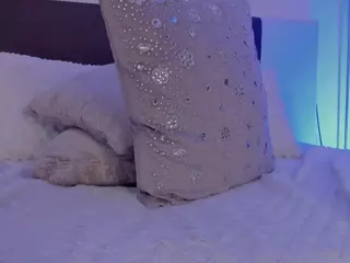 cleojhonson's Live Sex Cam Show