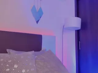 cleojhonson's Live Sex Cam Show