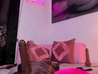 Vaiolett Coleman's Live Sex Cam Show
