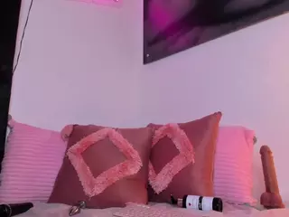Vaiolett Coleman's Live Sex Cam Show