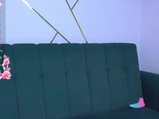 Isabella Spring's Live Sex Cam Show