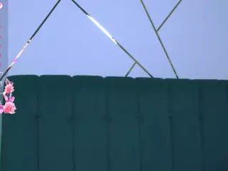 Isabella Spring's Live Sex Cam Show