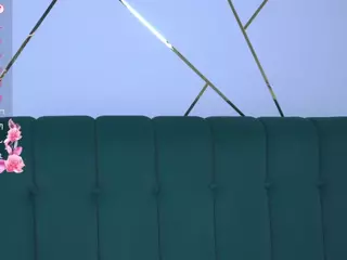 Isabella Spring's Live Sex Cam Show
