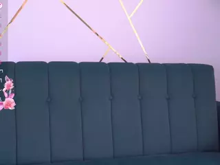 Isabella Spring's Live Sex Cam Show