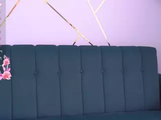 Isabella Spring's Live Sex Cam Show