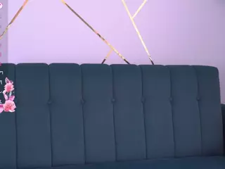 Isabella Spring's Live Sex Cam Show