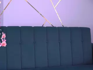 Isabella Spring's Live Sex Cam Show