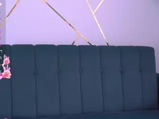 Isabella Spring's Live Sex Cam Show