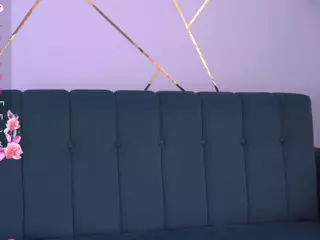 Isabella Spring's Live Sex Cam Show