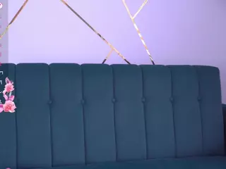 Isabella Spring's Live Sex Cam Show