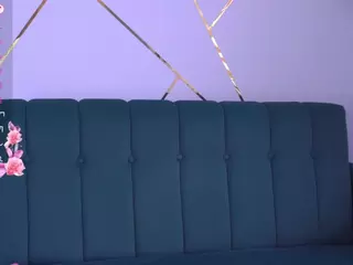 Isabella Spring's Live Sex Cam Show