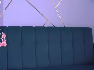 Isabella Spring's Live Sex Cam Show