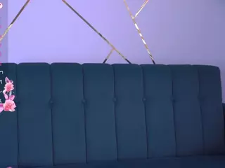 Isabella Spring's Live Sex Cam Show