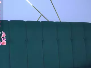 Isabella Spring's Live Sex Cam Show