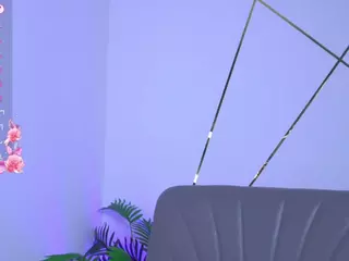 Isabella Spring's Live Sex Cam Show