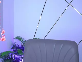 Isabella Spring's Live Sex Cam Show