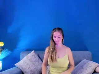 Bella Marie's Live Sex Cam Show