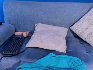 Bella Marie's Live Sex Cam Show