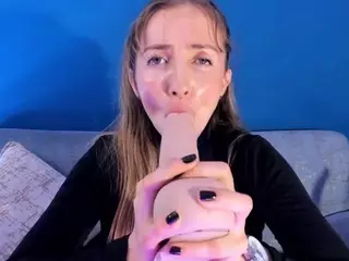 Bella Marie's Live Sex Cam Show