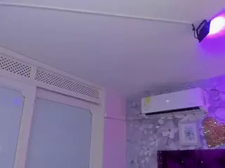 sophy-milf's Live Sex Cam Show
