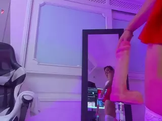 sophy-milf's Live Sex Cam Show