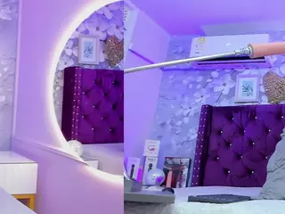 sophy-milf's Live Sex Cam Show