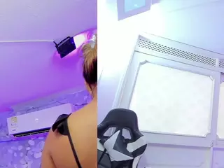 sophy-milf's Live Sex Cam Show