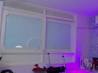 sophy-milf's Live Sex Cam Show