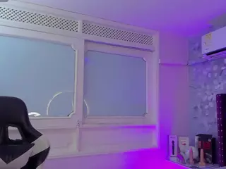 sophy-milf's Live Sex Cam Show