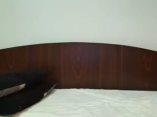 yourbaby85567's Live Sex Cam Show
