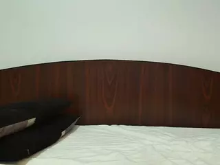 yourbaby85567's Live Sex Cam Show