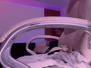 emmy-walker's Live Sex Cam Show
