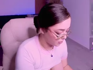 emmy-walker's Live Sex Cam Show